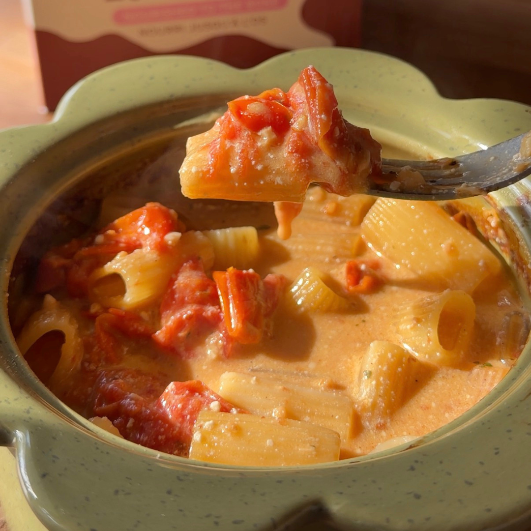 Baked Feta Pasta Recipe Beck's Broth @julianaluvsfood