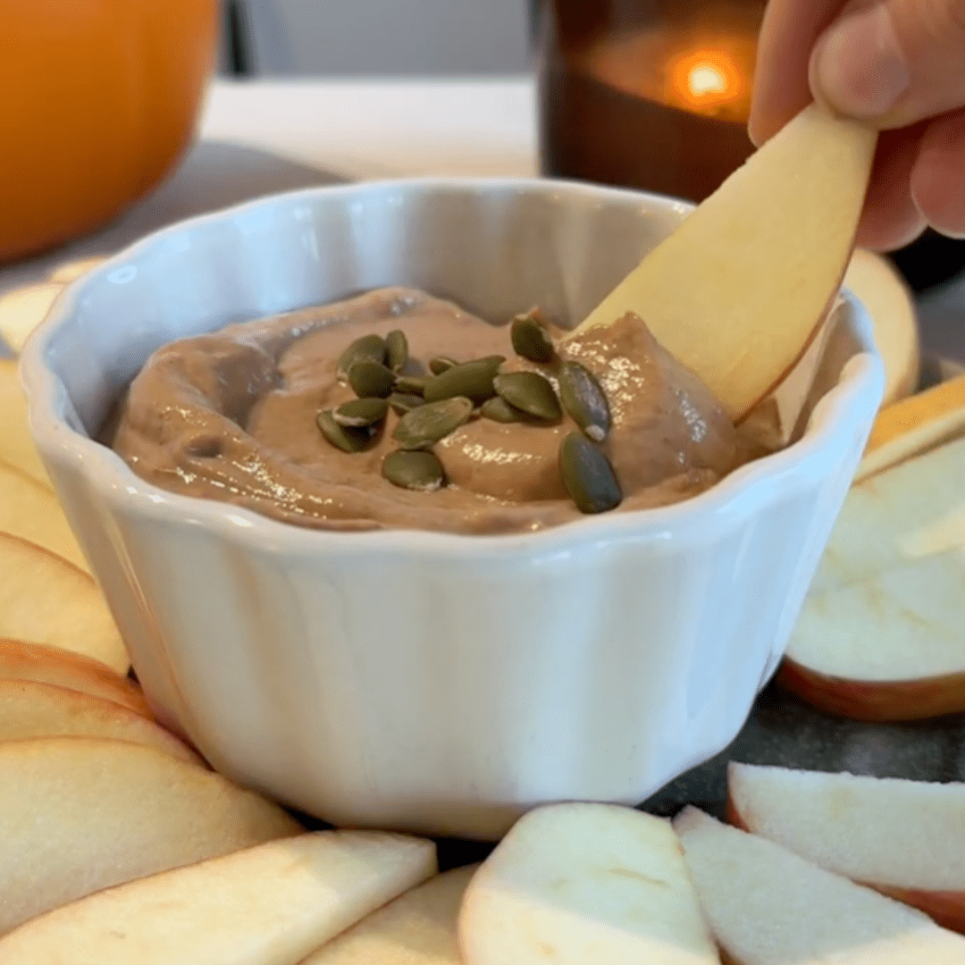 HIGH-PROTEIN PSL CHEESECAKE DIP - Beck's Broth
